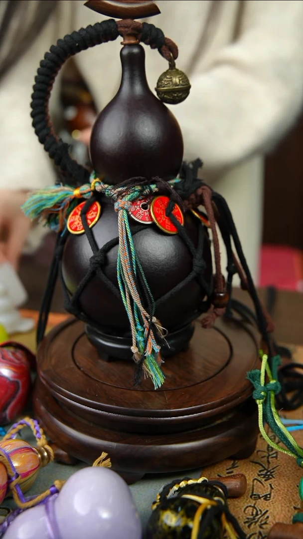 817号550ml左右非遗大漆酒葫芦