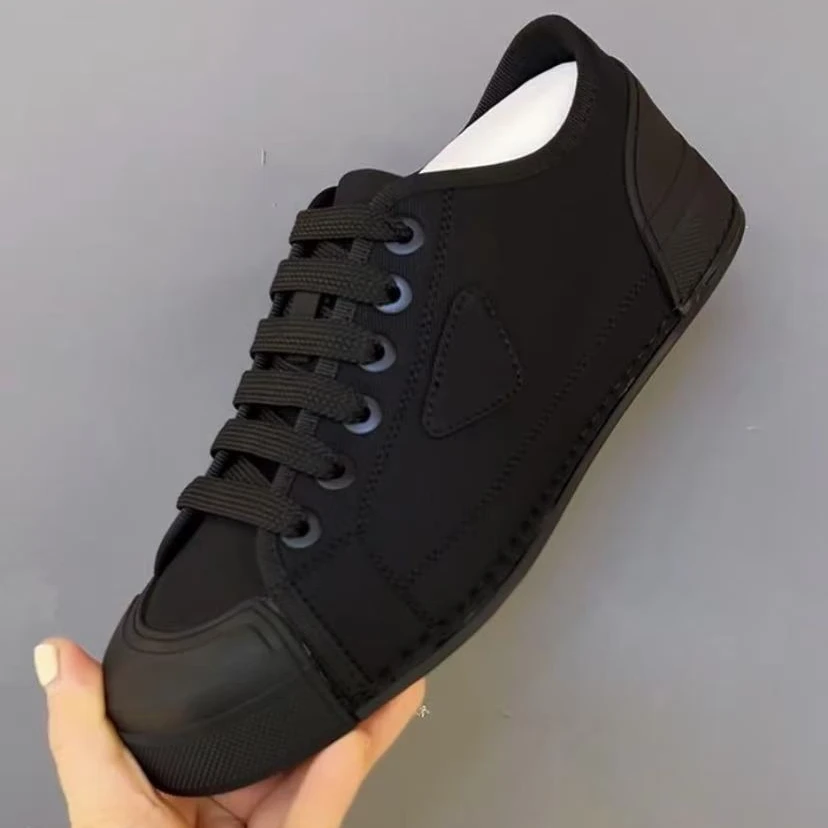 新款高品质科技布休闲百搭男鞋