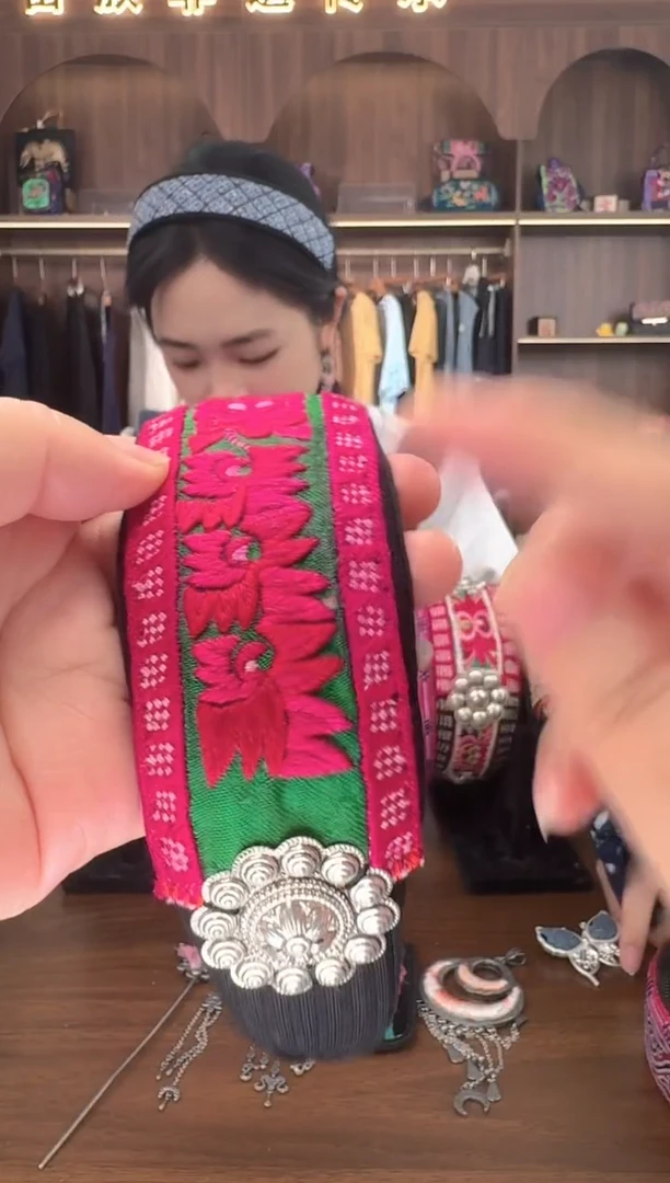 织绣扶光苗绣传承L13