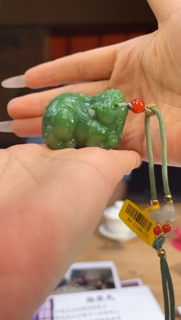 和田玉未镶嵌颈饰A867