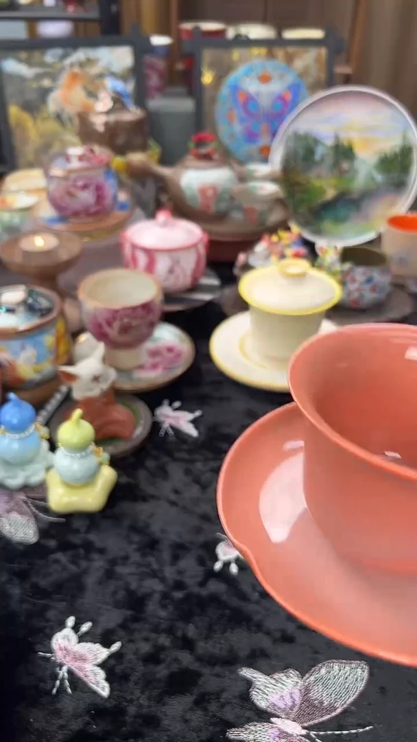 倾国倾城蚯蚓走泥纹三才盖碗