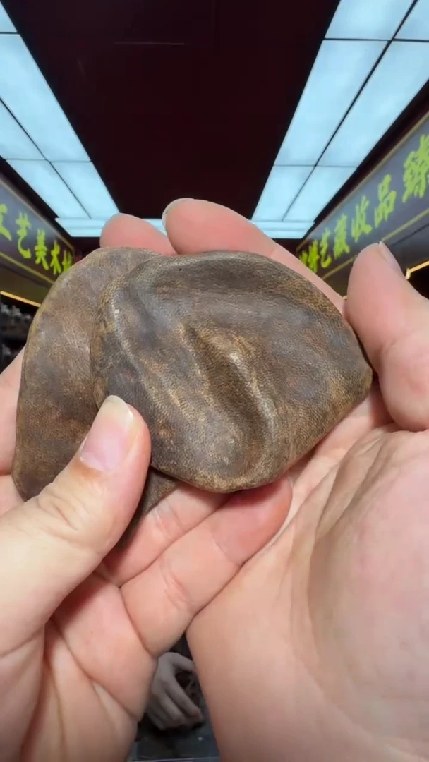 沉香手把件海南包头多样性发一