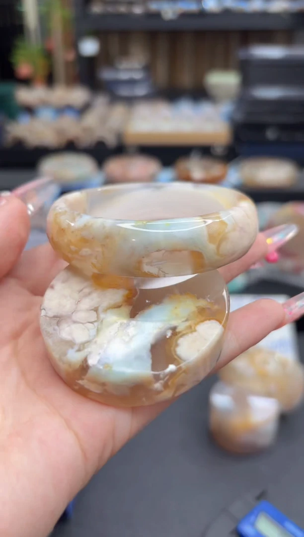 未镶嵌手镯石英质玉51(55圈赠送镯心)