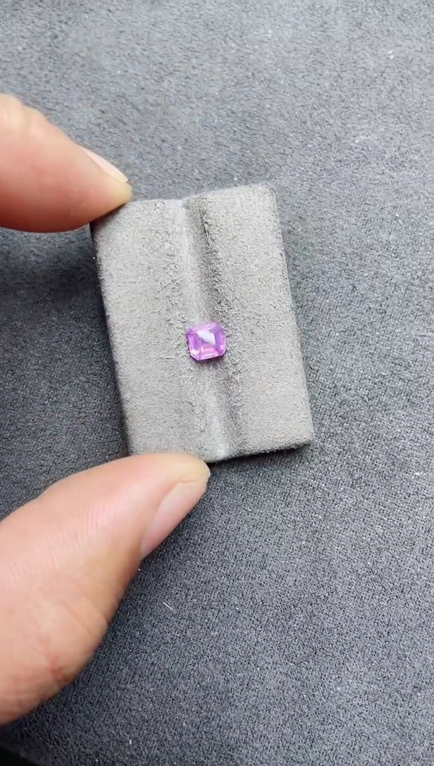 裸石彩色蓝宝石1.05ct