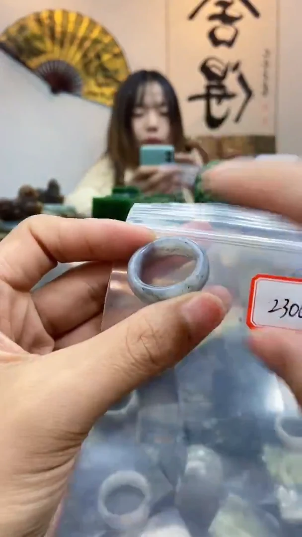 未镶嵌和田玉挂件1