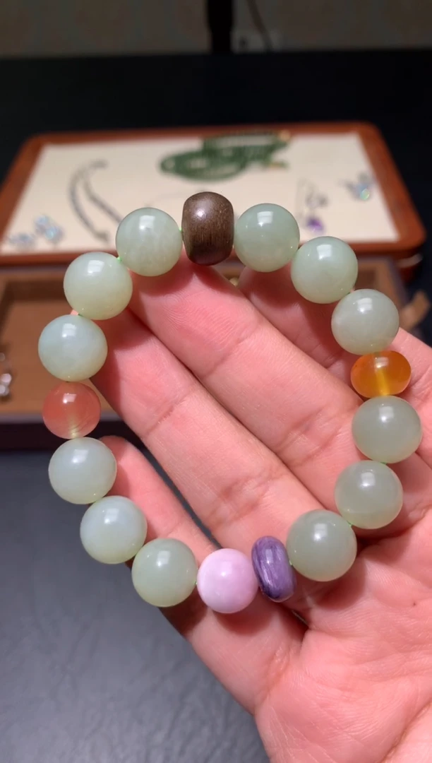 未镶嵌手链和田玉K110