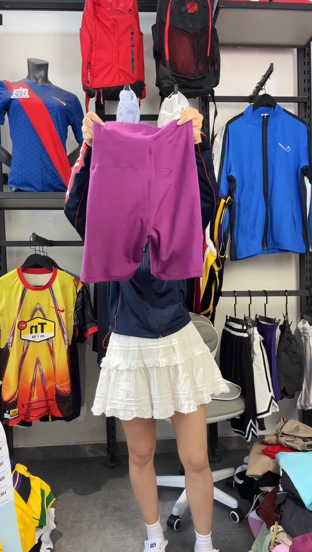 351编码 瑕疵款直播间过款为准 尺码·M