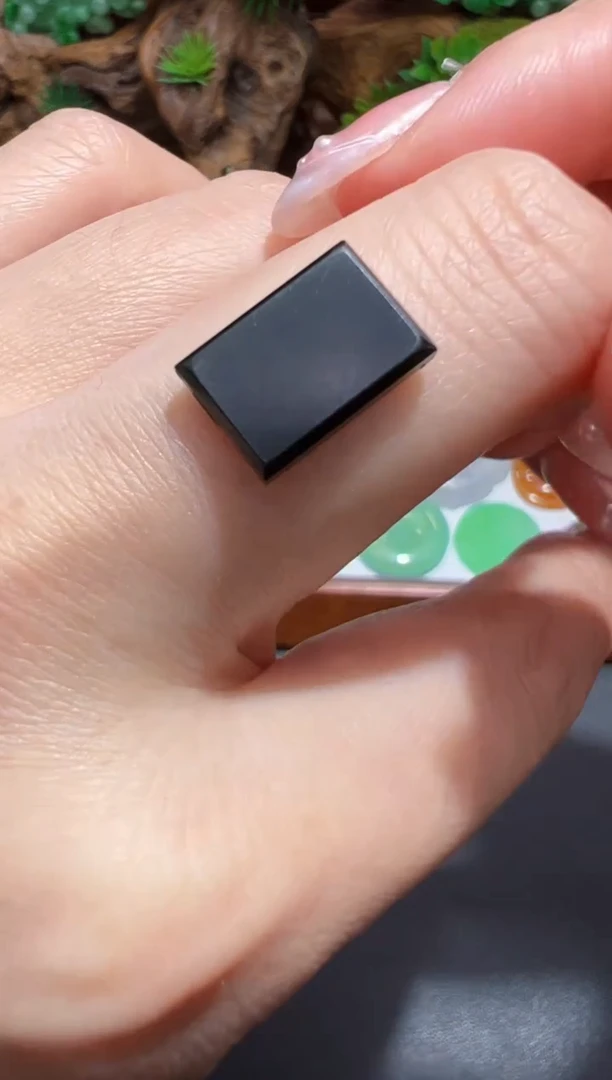 未镶嵌定制翡翠11.8*8.2*2.4马鞍