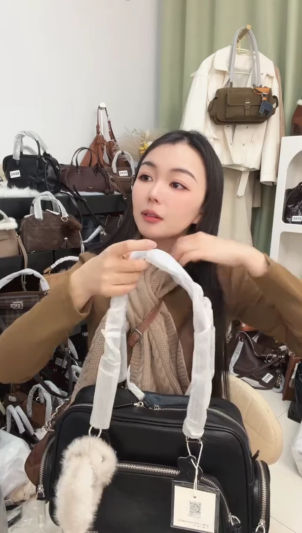 牛皮三七大音响黑