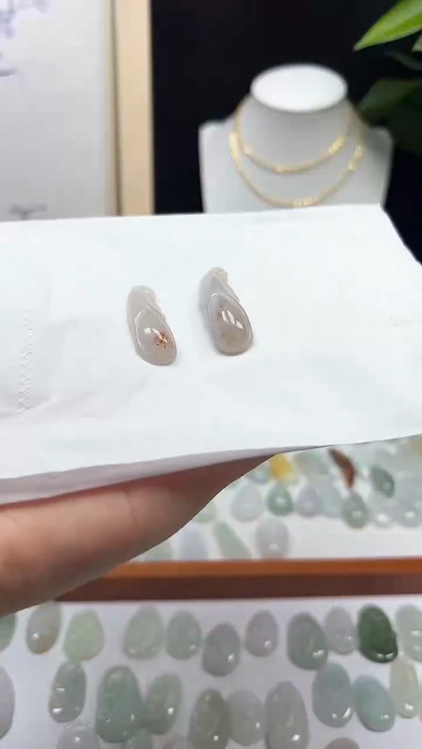 颈饰未镶嵌翡翠福瓜3