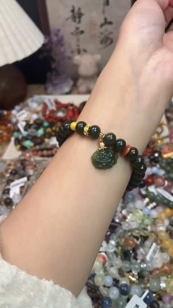 未镶嵌和田玉手饰387