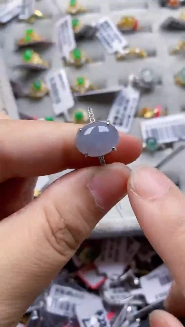 翡翠戒指银S925镶嵌7777       8