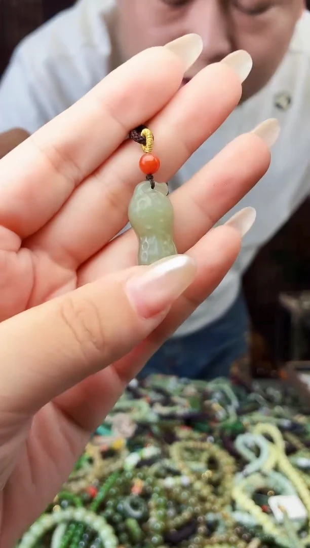 未镶嵌和田玉挂件多样性发货拍一发一