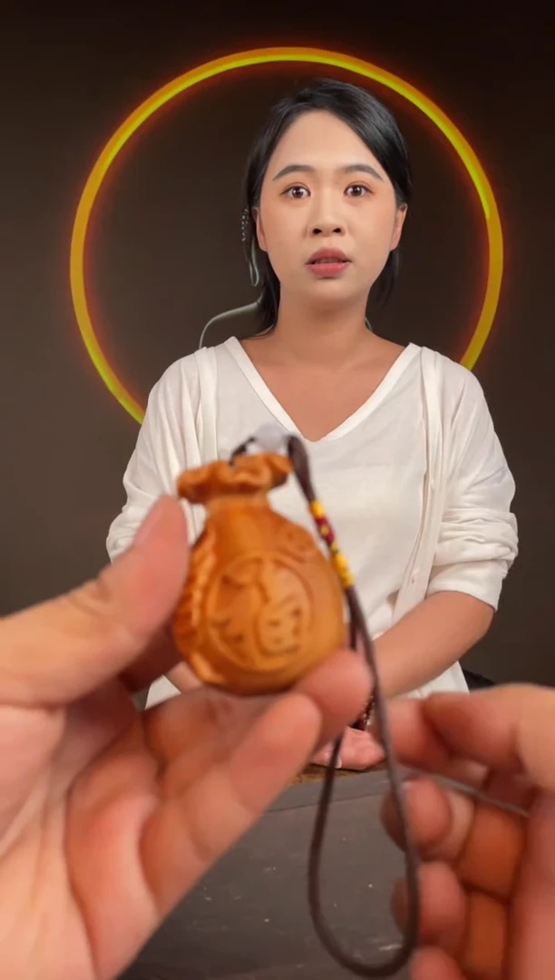 柏木（崖柏）手工摆件,先抢先得!  编号:85