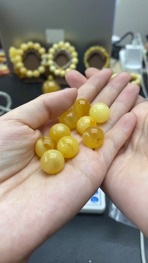 琥珀未镶嵌珠宝奇石398多样性发其一默认有瑕