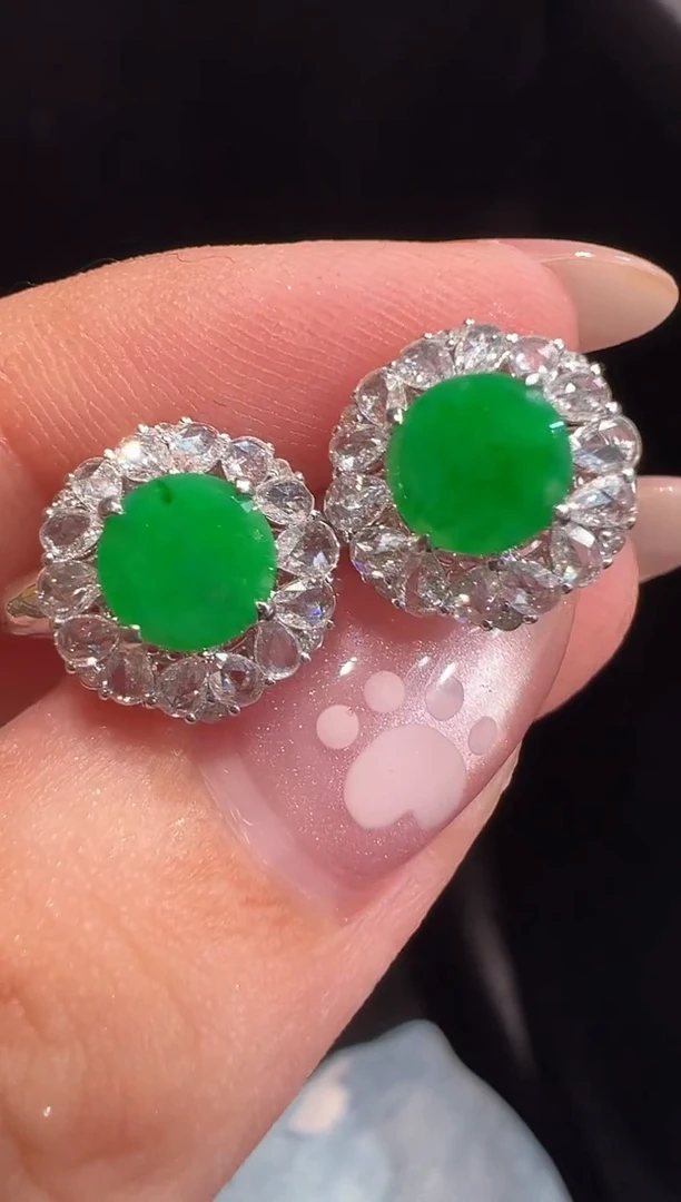 18K金镶嵌翡翠耳饰耳饰