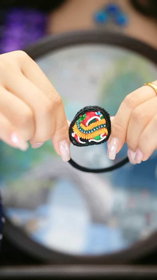 织绣241黔东南苗族刺绣