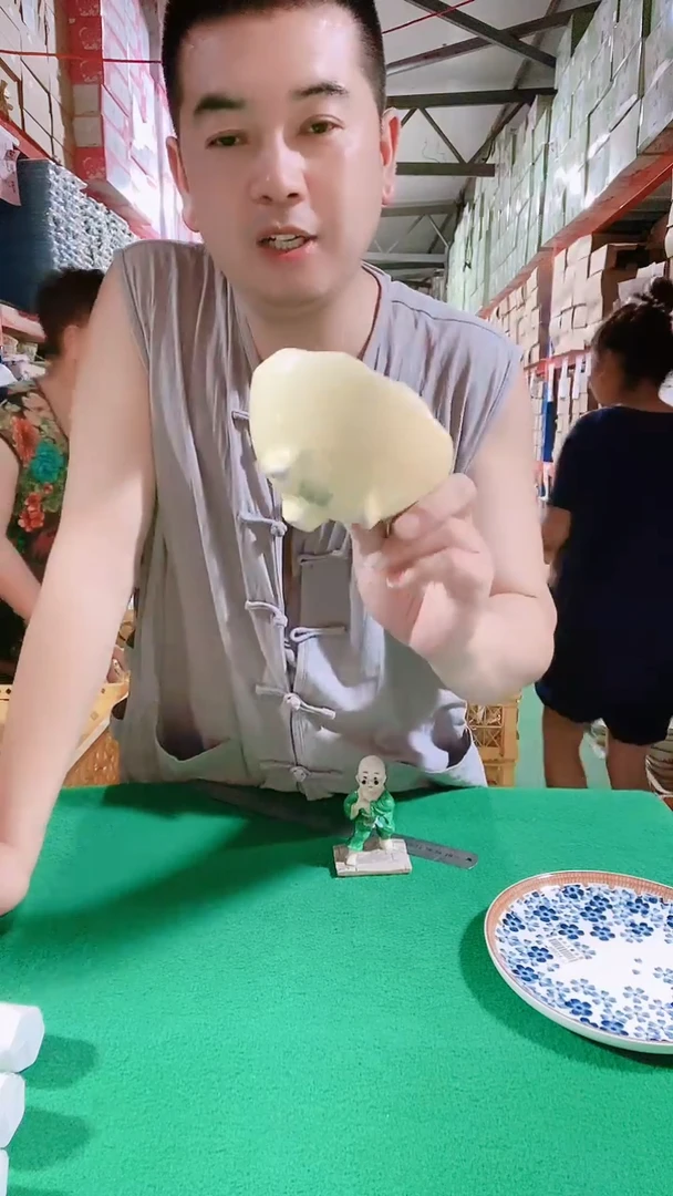 瓷片碗碟好物一件不留@@1