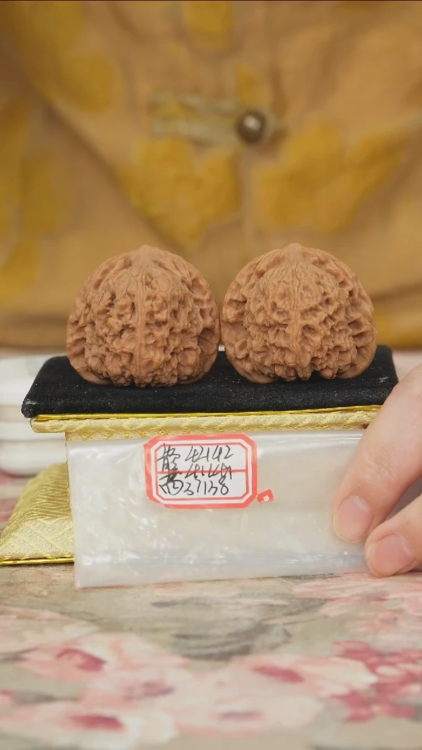 把件文玩核桃赵喜满南将石