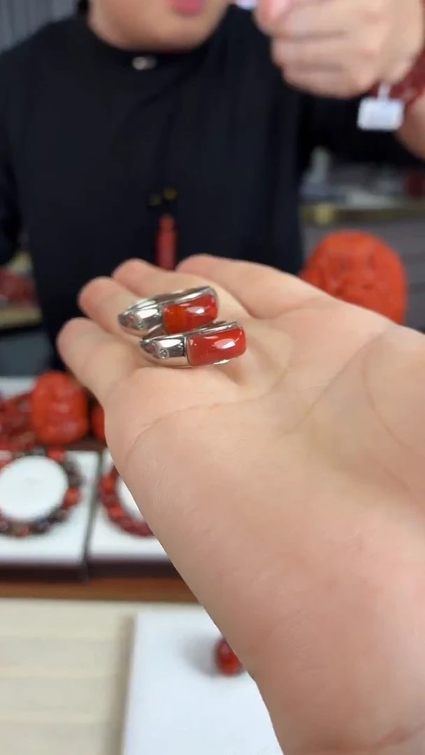 银S925镶嵌瓦西马鞍戒南红玛瑙（多样式发其一）