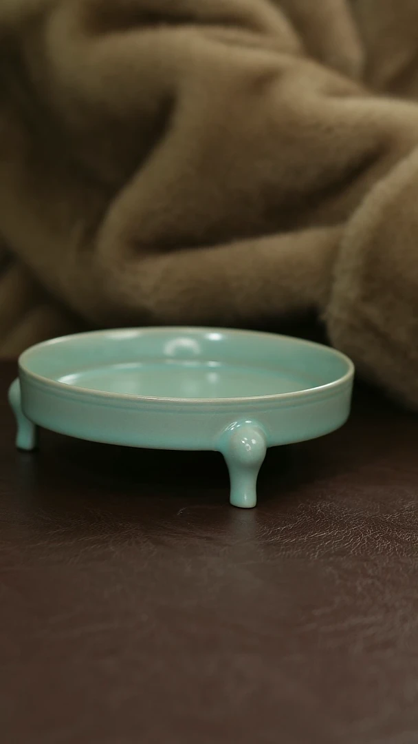 摆件瓷原矿原釉汝宋汝瓷 三足洗