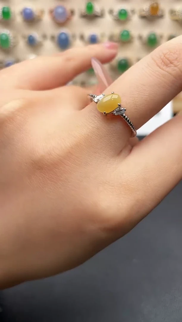 银S925镶嵌戒指翡翠一物一证一礼盒