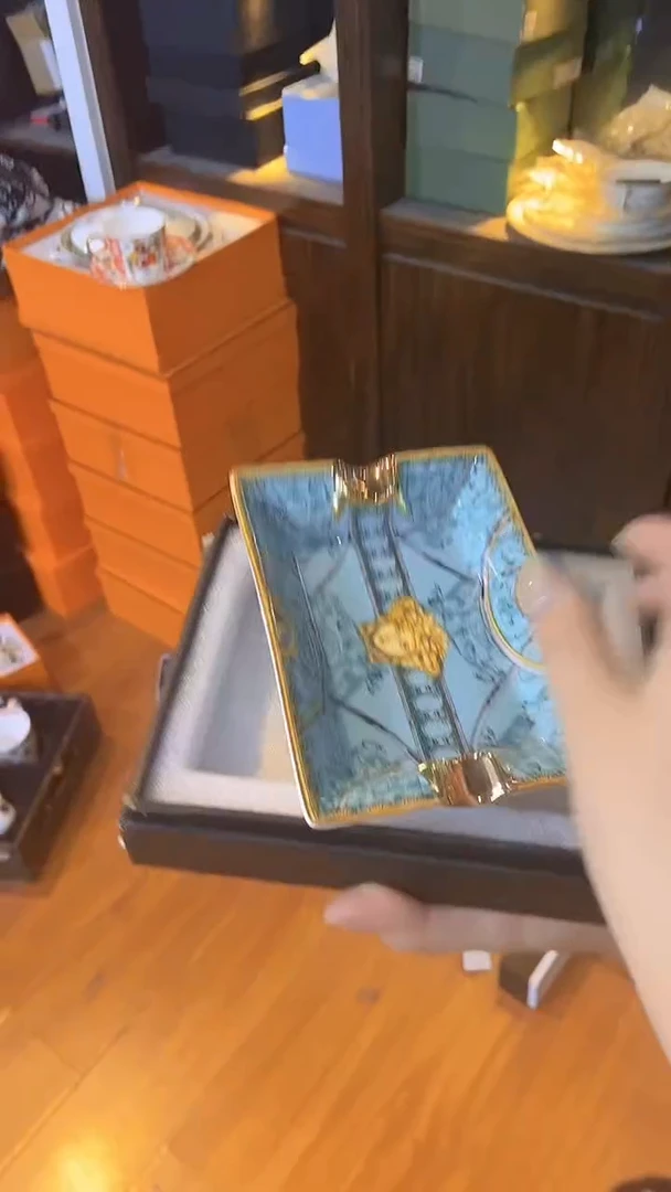 杯鸿辉家品牌瓷器，京东包邮！