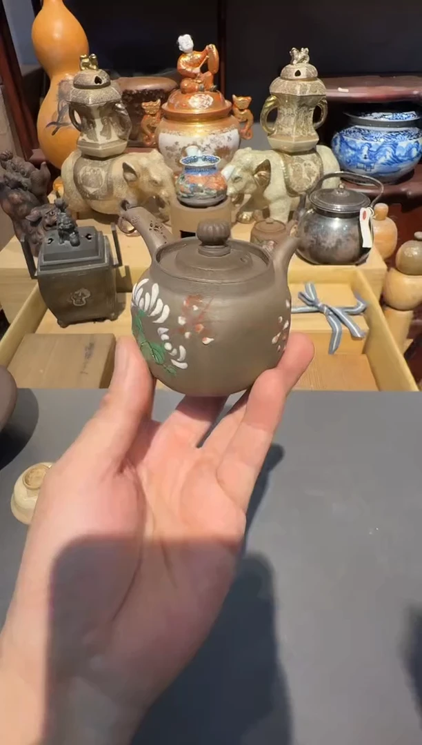 色绘万古侧把壶一把