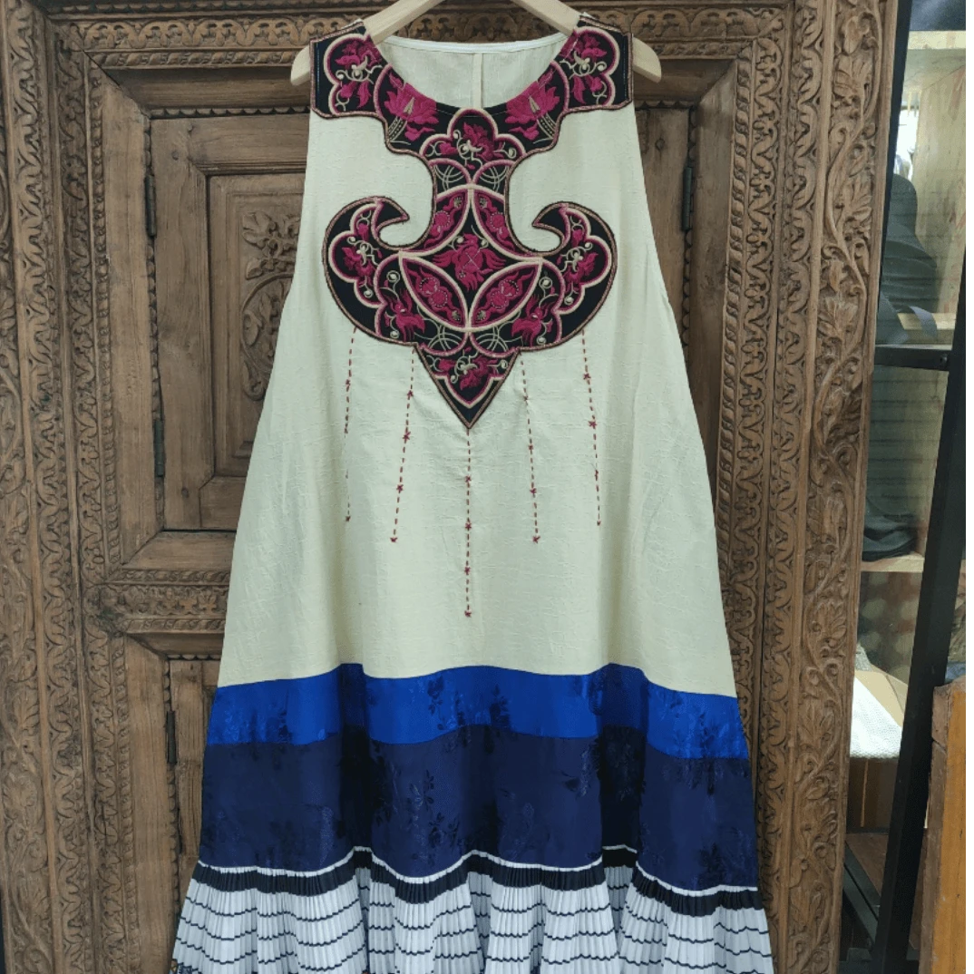 【意欢】民族复绣花无袖中长款连衣裙23339