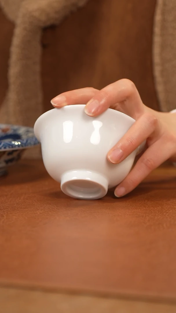 【闪购商品】杯景德镇白胎压手杯