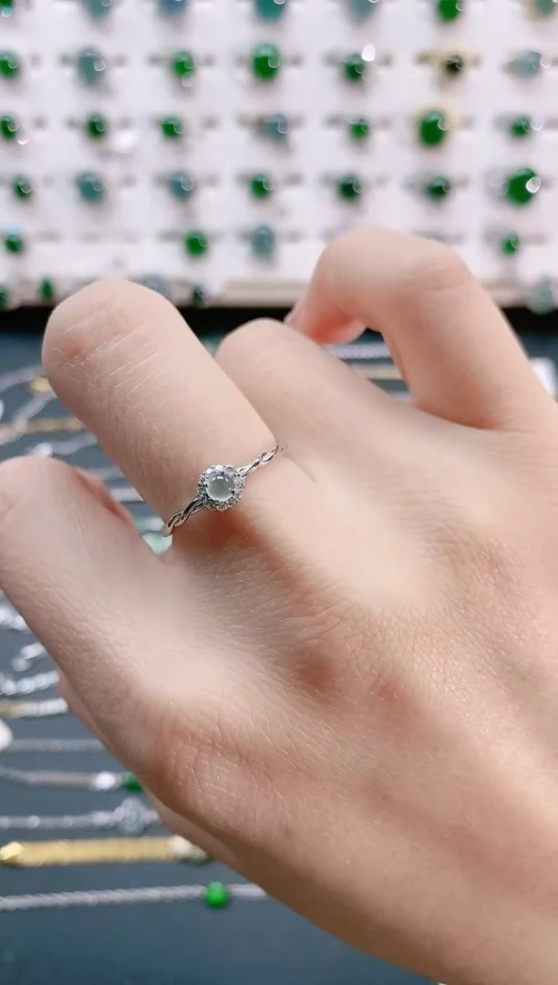 【闪购商品】翡翠戒指银S925镶嵌天然翡翠