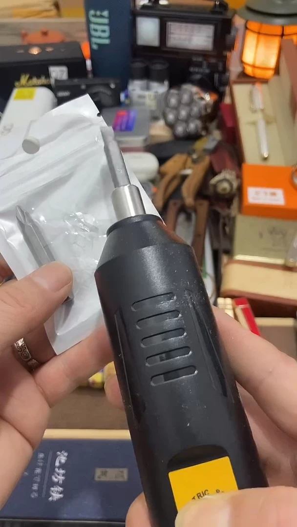 瓷片闪购商品 如图所示