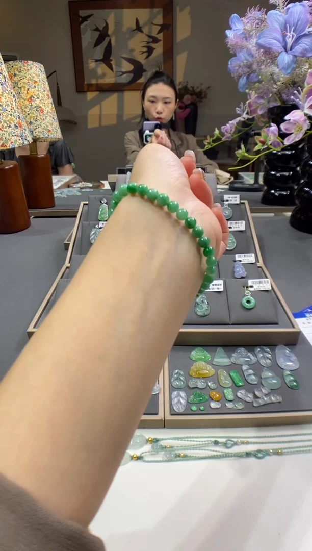 未镶嵌手串翡翠手串