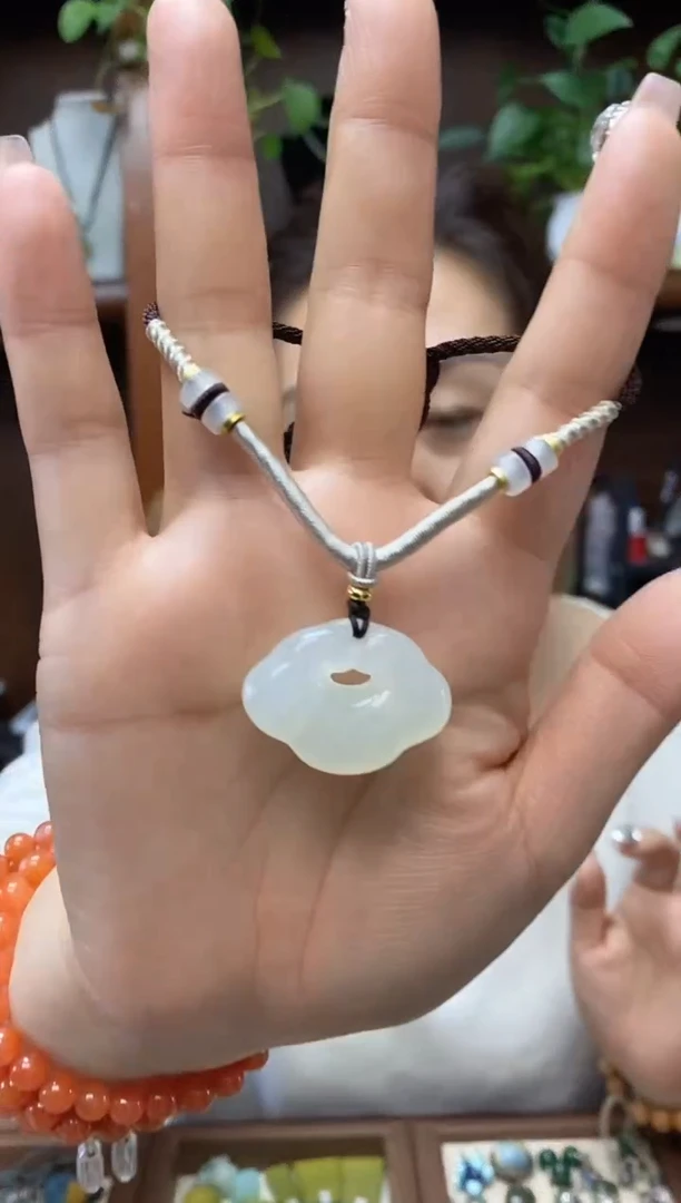 未镶嵌岫玉吊坠多样性发货其中发一