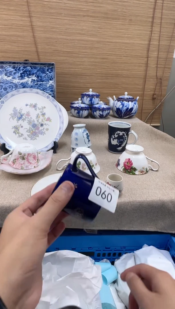 瓷片哎****了060陶瓷陶瓷陶瓷