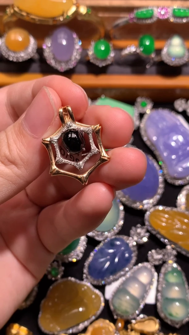 翡翠18K金镶嵌吊坠(不含链)翡翠