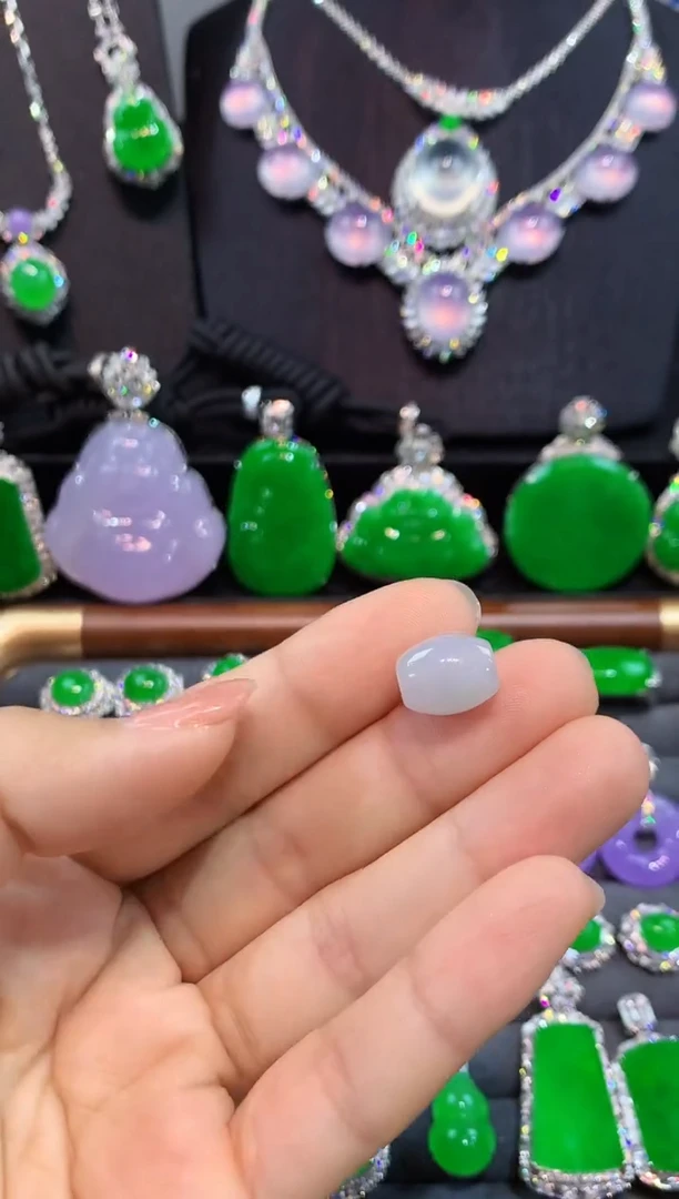 吊坠(不含链)未镶嵌翡翠路路通