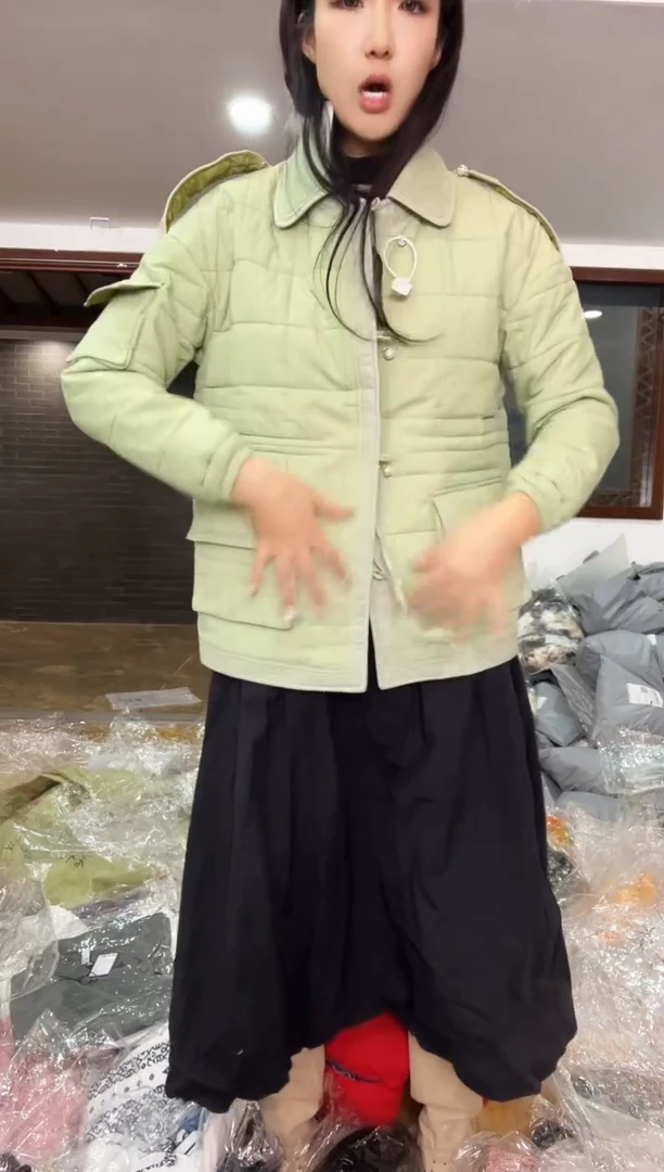 棉服     S码      115斤