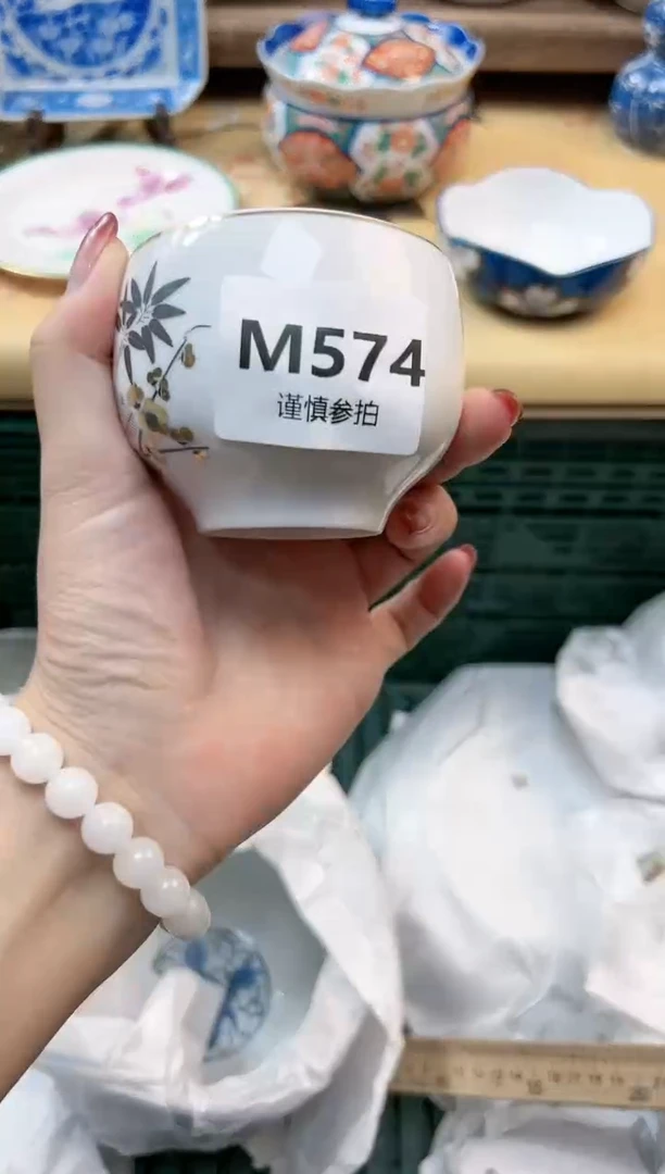 瓷片咖****6 574