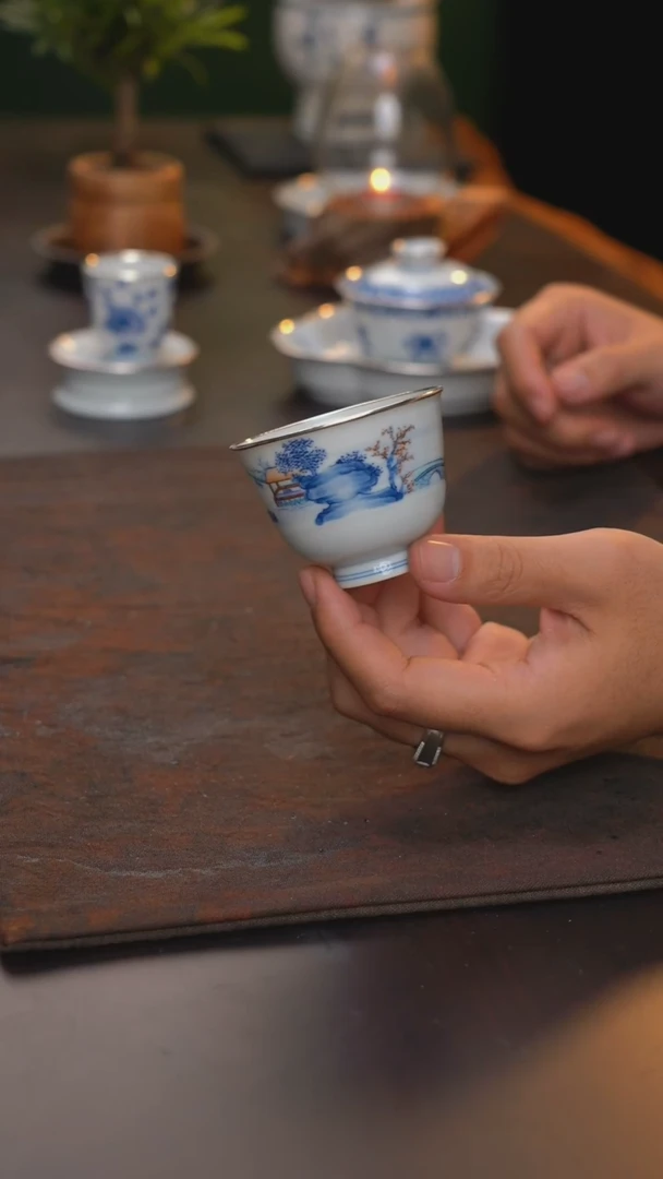 手绘斗彩山水杯包银口