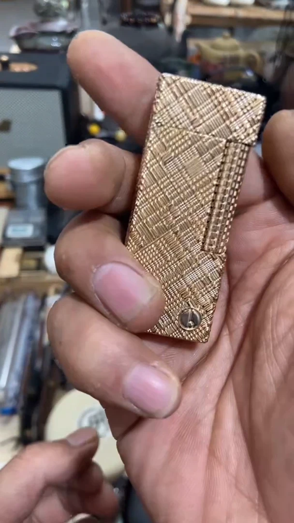 瓷片闪购商品  如图所示