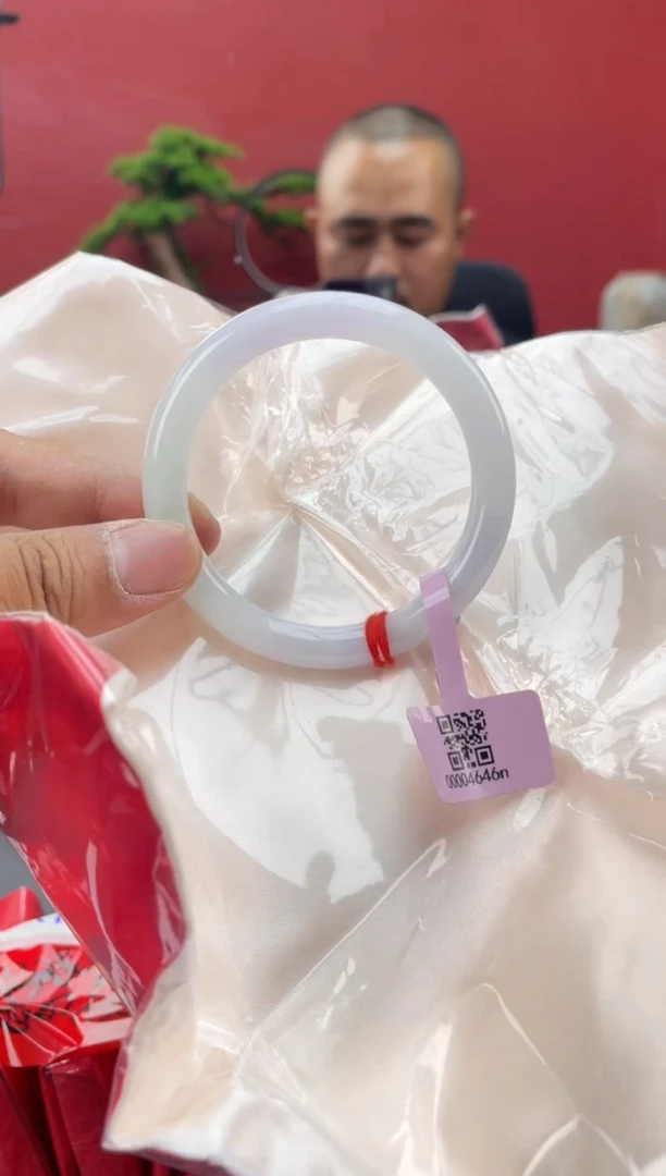 未镶嵌手镯翡翠翡翠手镯4