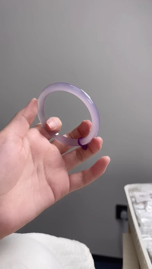 手镯玛瑙/玉髓未镶嵌56圈