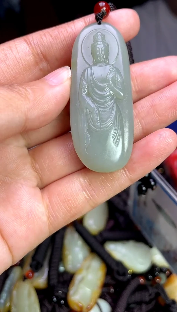 未镶嵌和田玉挂件1