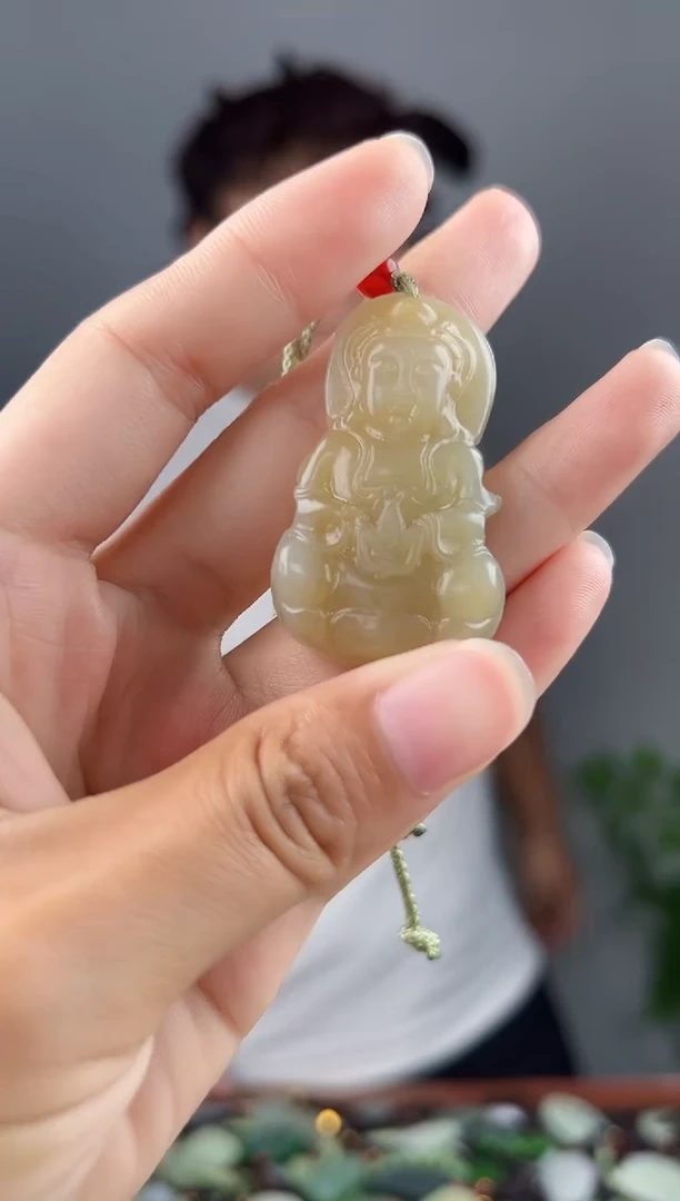 颈饰未镶嵌和田玉拍一发一，多样性发货