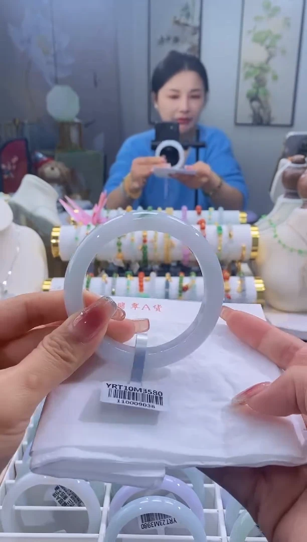 未镶嵌手镯翡翠83号58.5/11.6*8.9