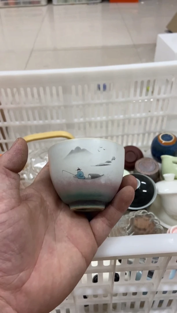 杯无运费险有瑕疵的摄影的产品有使用过的痕迹有点脏介意勿拍