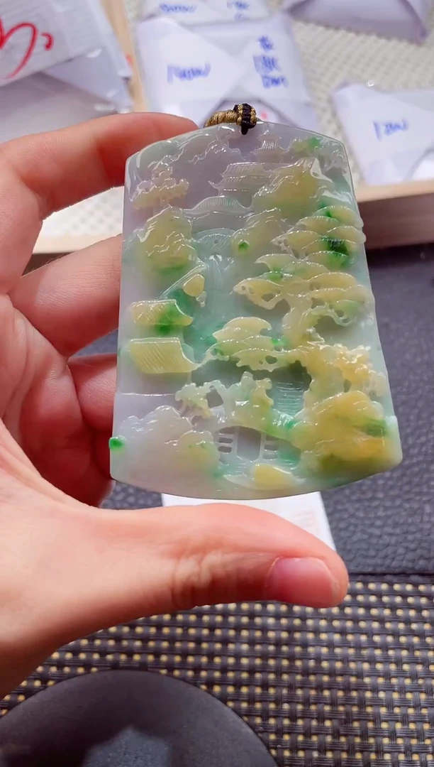 颈饰未镶嵌翡翠000111