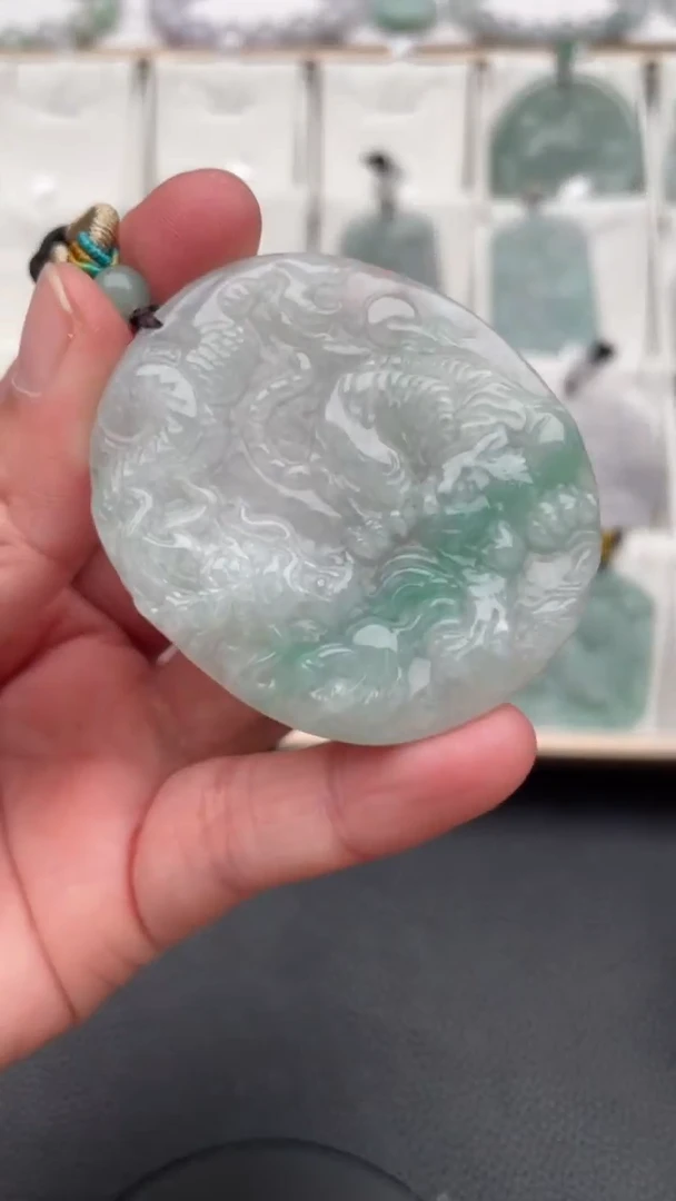 颈饰未镶嵌翡翠天然缅甸翡翠A货347