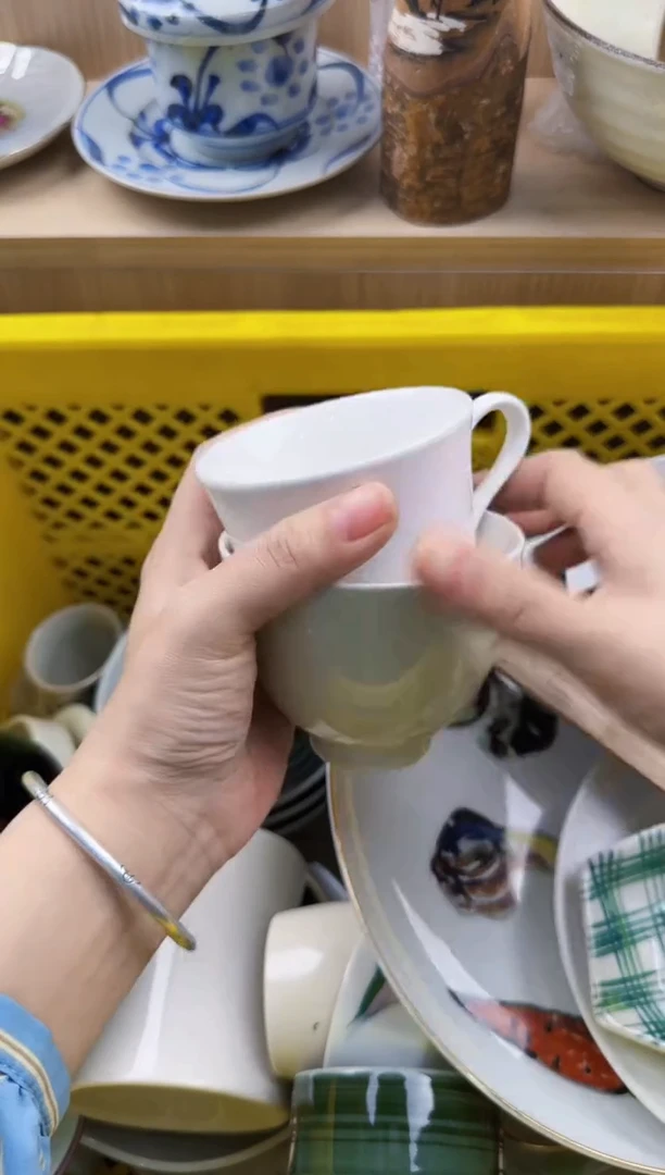 398回流瓷器，默认微瑕，18包邮